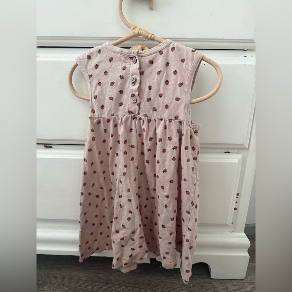Rylee + Cru Layla Dress | Strawberry print - Picture 3 of 4